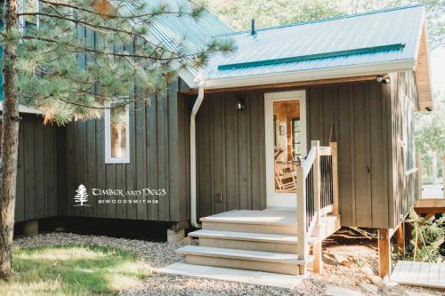 Lake Cabin Front Stoop